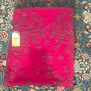 Gaoyu Vibrant Pink Floral cashmere Scarf